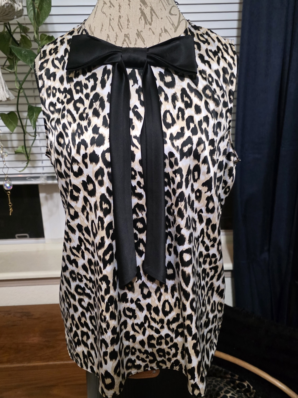 Tahari Arthur S. Levine Bow Leopard Print Blouse - Black & Cream